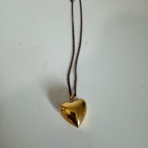 Gold Toned Heart Pendant Necklace‎